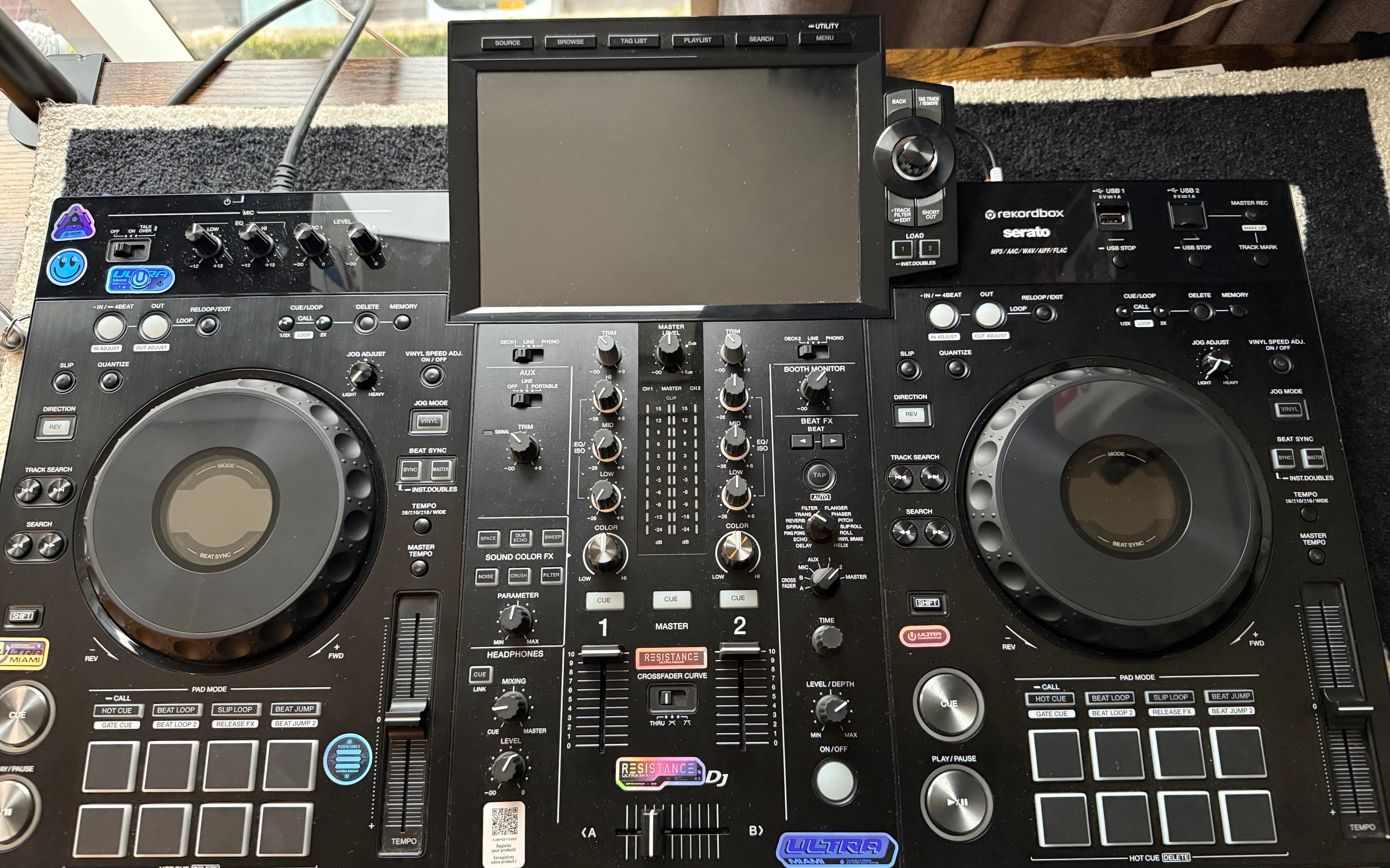 Controlador DJ XDJ-RX3 Pioneer Dj + Gator ONYX Flight Case for Pioneer XDJ-RX3 All-in-One